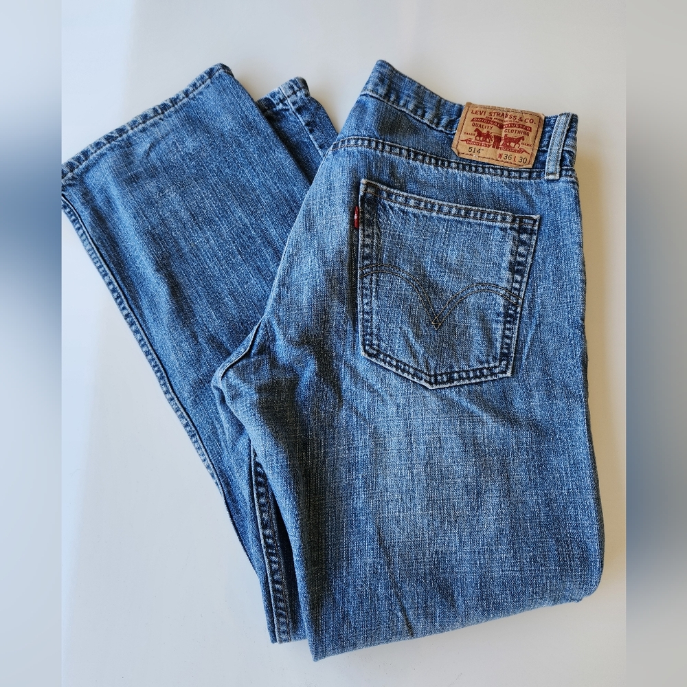 Levi's 514 Slim, Straight Fit Men's Jeans Size 36" x 30"